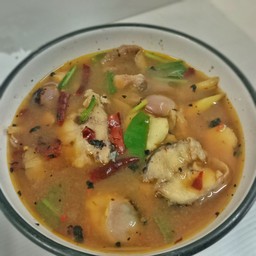 ต้มยำลูกทุ่ง