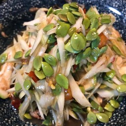 ครัวแม่ปุ้ย(พระสมุทรเจดีย์)