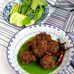 ลาบหมูทอด