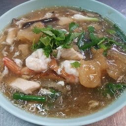 กระเพาะปลาน้ำแดง