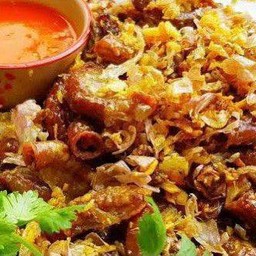 ไส้ทอดกระเทียม