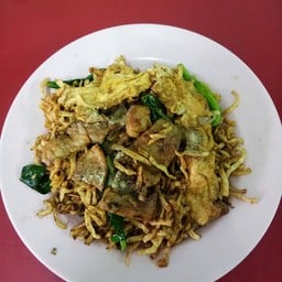 ส.จ ราดหน้ายอดผักซอยวัดดง