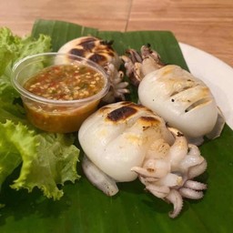 ปลาหมึกย่าง