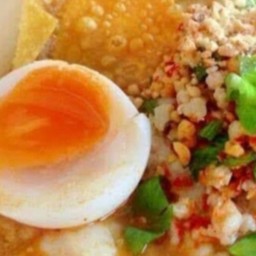 ก๋วยเตี๋ยวลุงเดือน