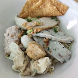 ก๋วยเตี๋ยวแซว