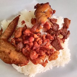 ข้าวเหนียวไก่ทอดตาช็อป