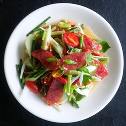 ยำกุนเชียงทอด