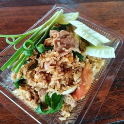 ข้าวผัดรถไฟหมู