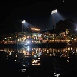 ร้านอาหารสปอร์ตคลับกม.5