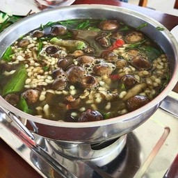 แกงผักหวานไข่มดแดง