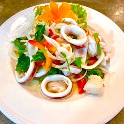 ยำทะเลรวมมิตร
