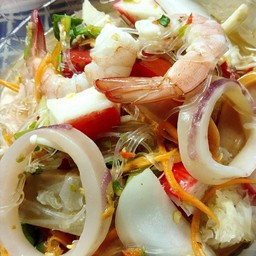 ร้านตุ๊กตายำแซ่บ-ต้มยำ