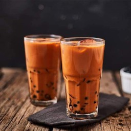 ชานมเย็นแก้ว