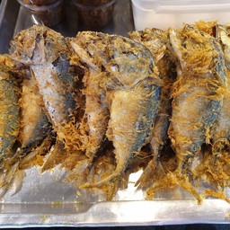 ปลาทูทอด