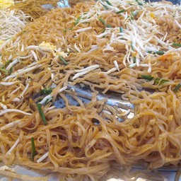 ผัดไทยหอยทอด ลุงเทพเมืองพิจิตร