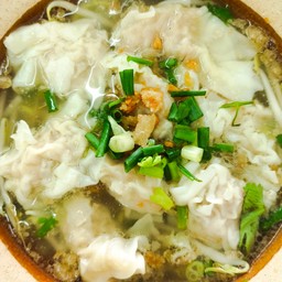 เกี๊ยวหมูล้วน