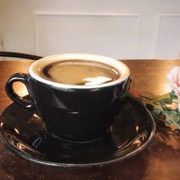 Wild&Wood cafe  ร้านกาแฟไวด์แอนด์วูดคาเฟ่ ลาดกระบัง  ถนนคุ้มเกล้า ลาดกระบัง