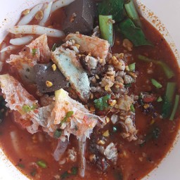 เกี้ยมอี๋หมูต้มยำ