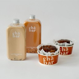 ชานม 2 ขวด + บราวนี่ไร้แป้งไส้ชานม