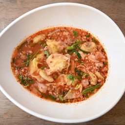 เกี๊ยวหมูเย็นตาโฟ