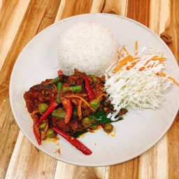 ข้าวราดผัดพริกเเกง