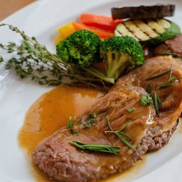 SALTIMBOCCA ALLA ROMANA