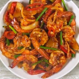 ผัดพริกเผาทะเลราดข้าว