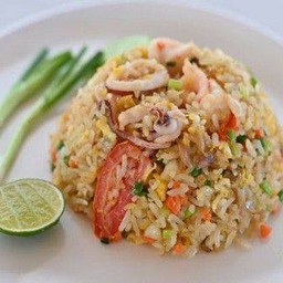 ข้าวผัด (กุ้ง,ปลาหมึก,ทะเล)
