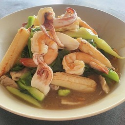 ราดหน้าเส้นใหญ่
