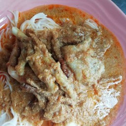 ขนมจีนลูกสาวป้าอ้วนเจ้าเก่า