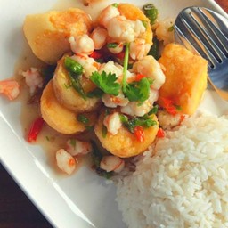ข้าวกุ้งสับพริกขี้หนูเต้าหู้ขาวละออ