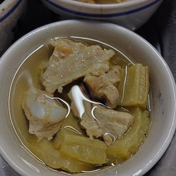 ตุ๋นมะระซี่โครงหมู