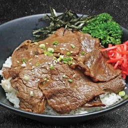 ข้าวหน้าเนื้อยากินิกุด้ง