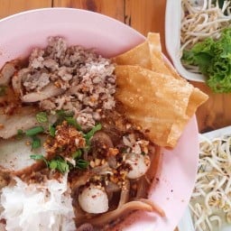 ก๋วยเตี๋ยว มทส.