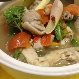 ต้มยำไก่