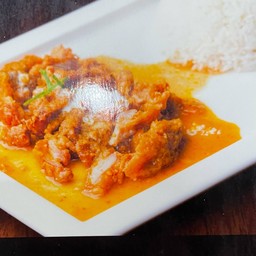 ข้างไก่กรอบซอสพะแนง