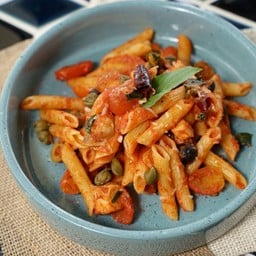 เพนเน่ไก่มะเขือเทศ