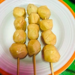 ลูกชิ้นทอด แจ้งสนิท