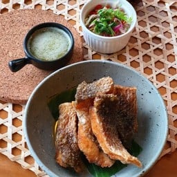 ปลากระพงทอดน้ำปลา