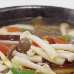 ต้มแซบเห็ด