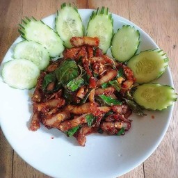 ร้านอาหารตามสั่งและข้าวหมูทอดน้องฟ้า