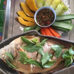 ปลาทับทิมนึ่งแจ่ว+ชุดผักลวก แจ่วปลาร้า