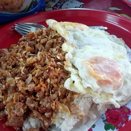 หมูกะเทียมถาด