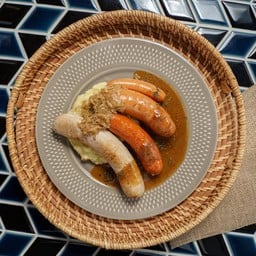 ไส้กรอกรวมย่าง