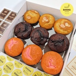 กล้วย & ช็อค & สตรอเบอร์รี่ กล่อง 9 ชิ้น