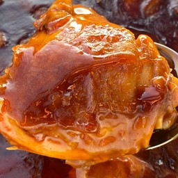 นุชแกงไทย