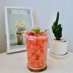 STRAWBERRY SODA
