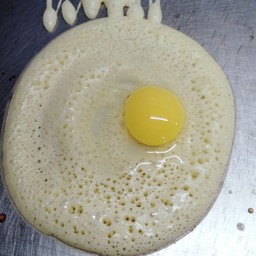 โตเกียวไส้ไข่นกกระทา