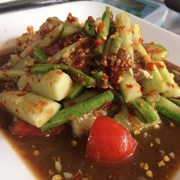ตำแตงกวา