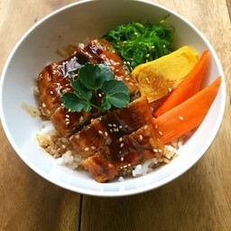 ข้าวหน้าปลาไหลญี่ปุ่น